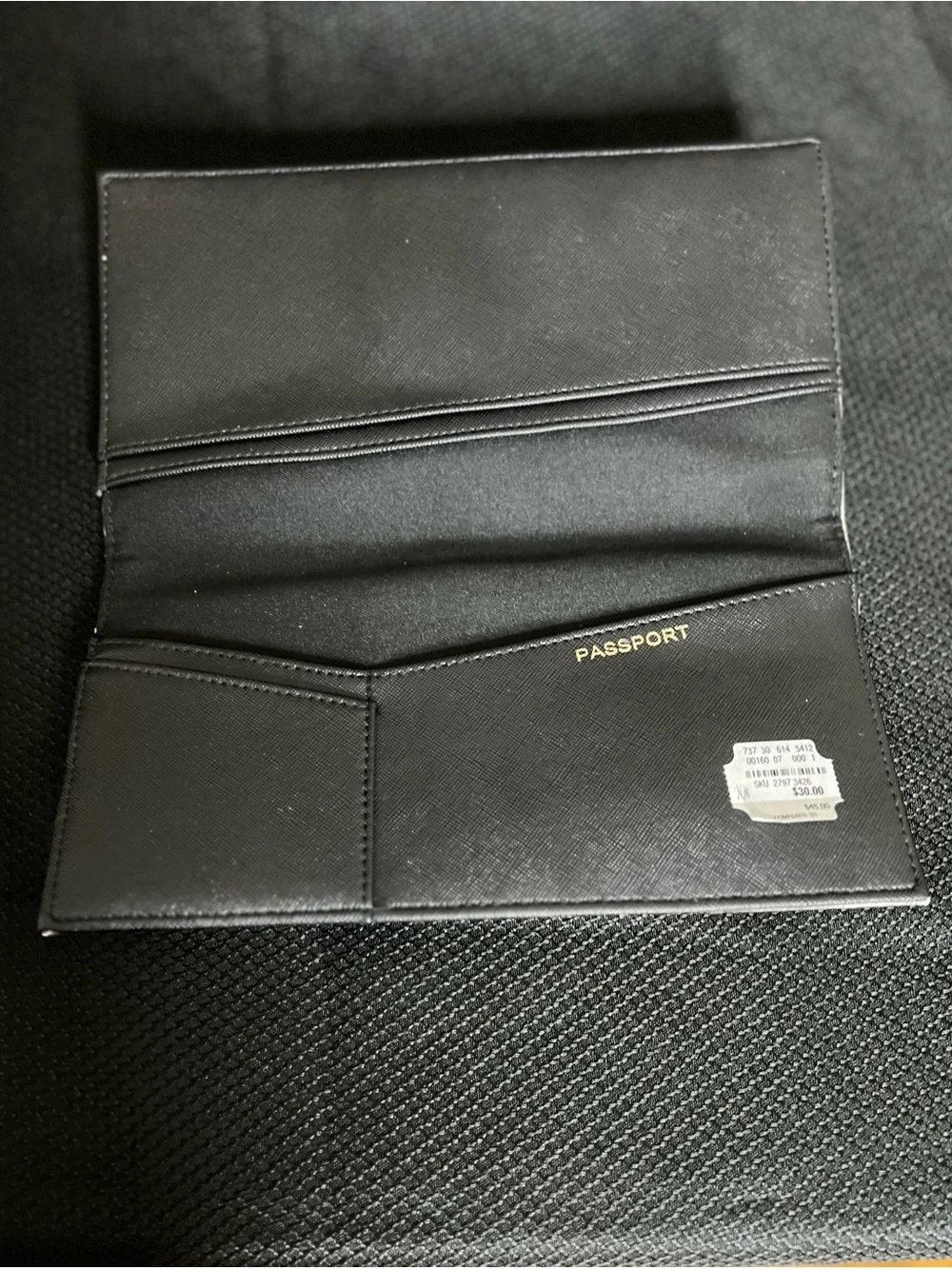 NEIMAN MARCUS Metallic Silver Snake Embossed Travel Wallet Organizer 9”x5” NWT